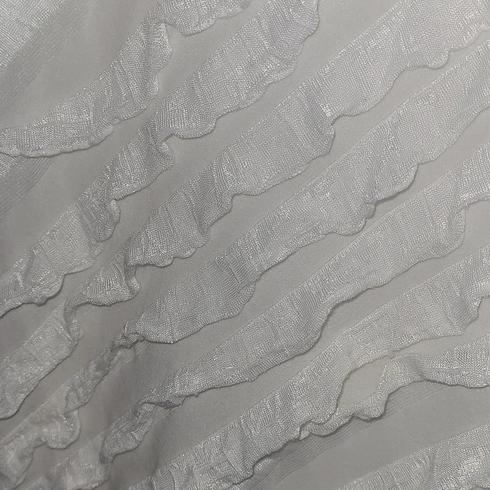 Janeric Ruffled Top - Picture 2 of 4